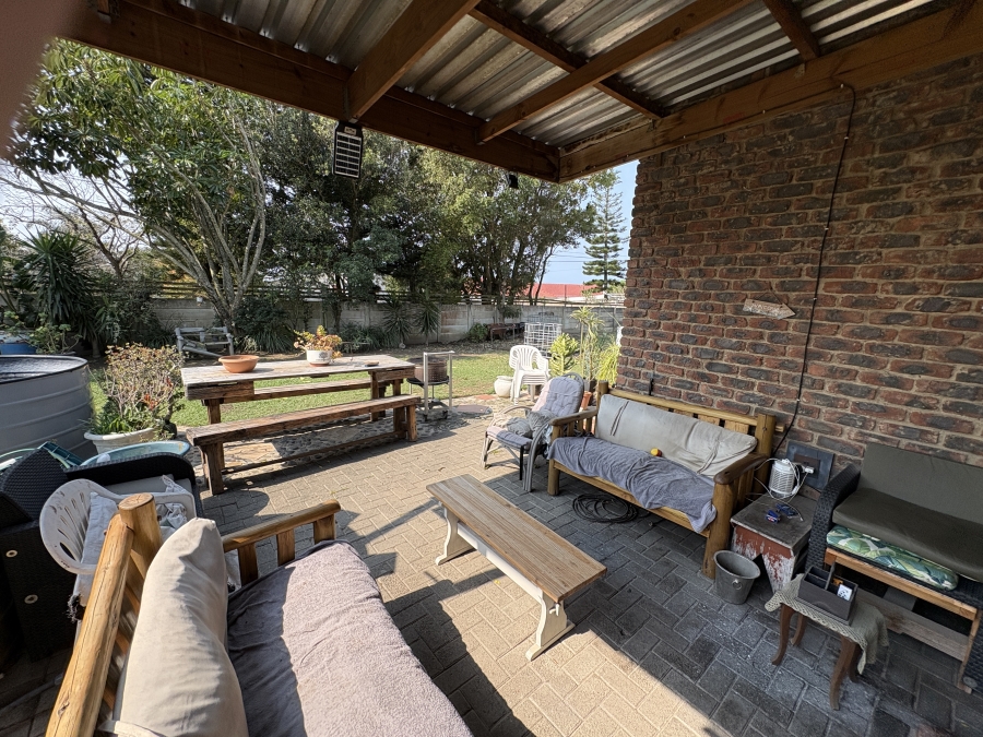 4 Bedroom Property for Sale in Beacon Bay Eastern Cape